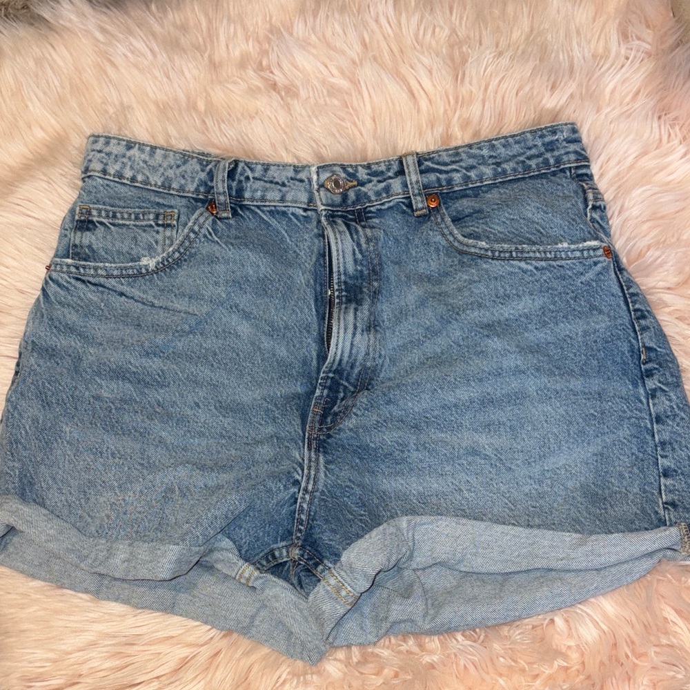 Zara Light Blue Rolled-Hem Denim Shorts